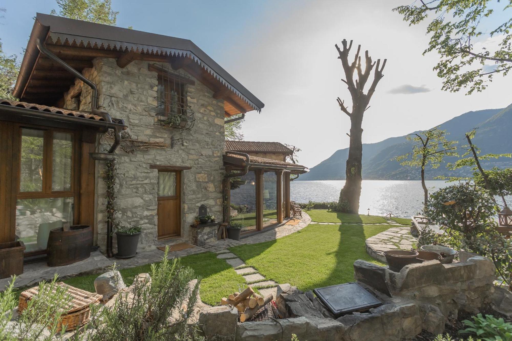 The Writer'S Nest Waterfront Villa By Rent All Como Faggeto Lario 外观 照片